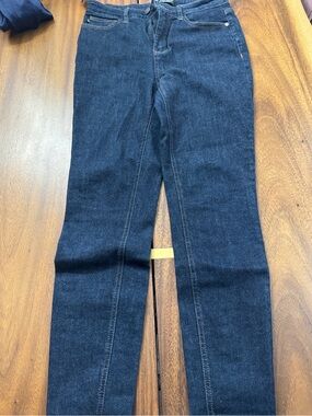 Judy Blue women’s  Skinny Fit Dark Blue Jeans